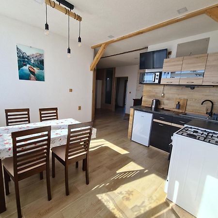 Apartman Sara Lipno nad Vltavou Ngoại thất bức ảnh